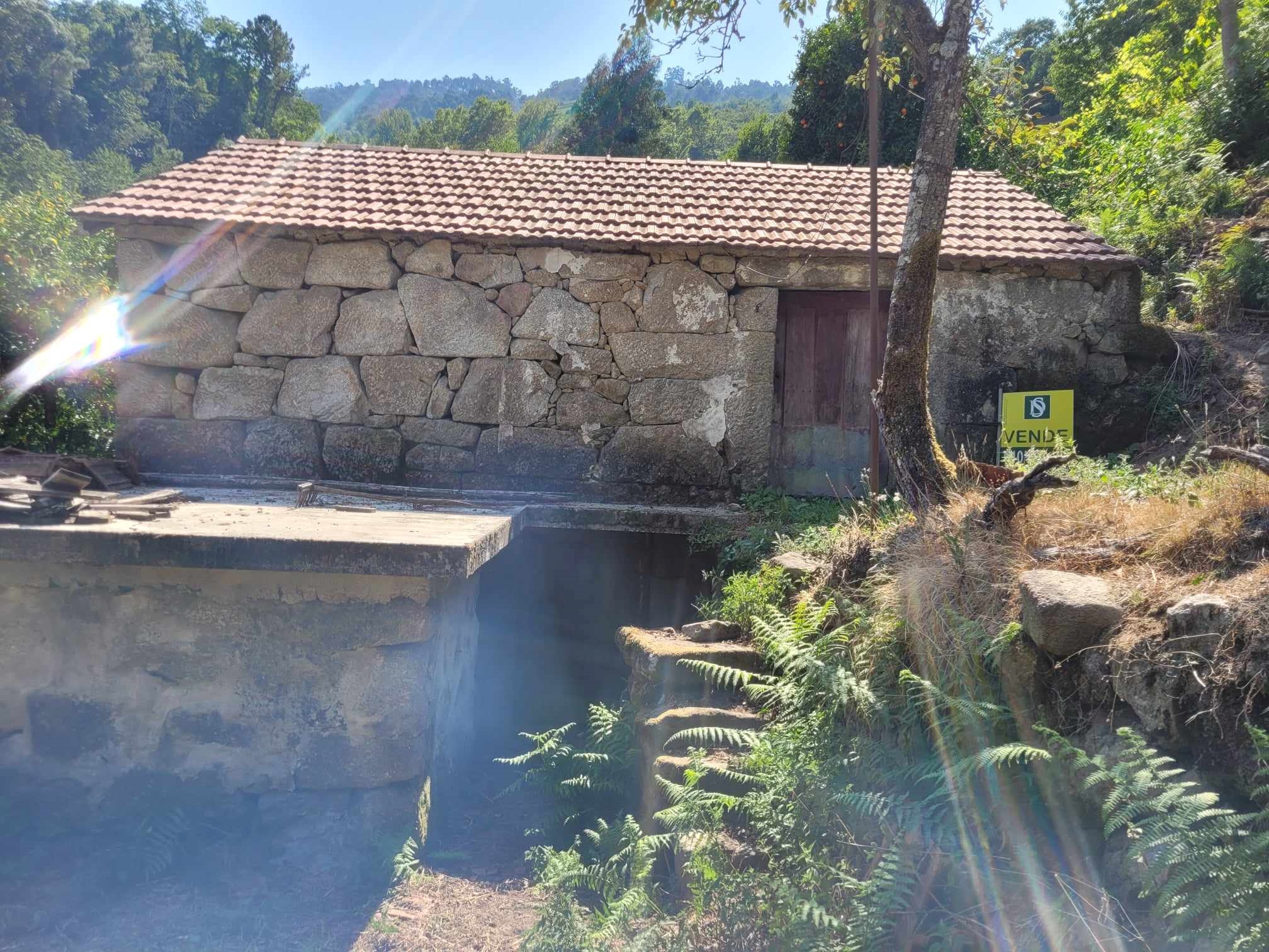 Moradia para Restaurar T2