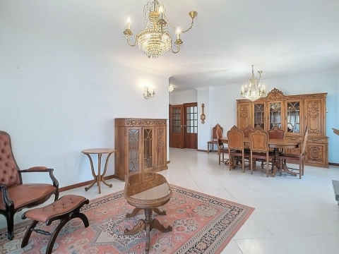 Apartamento T4